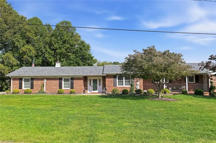 300 Oak Forest Circle, Millers Creek, NC 28651 - #3