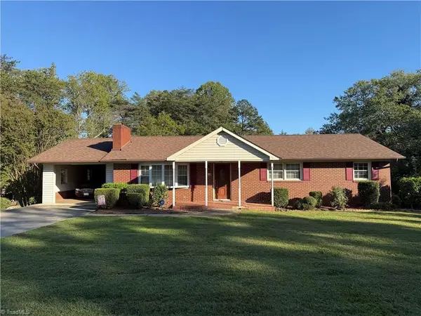 405 E Devon Drive, Mount Airy, NC 27030