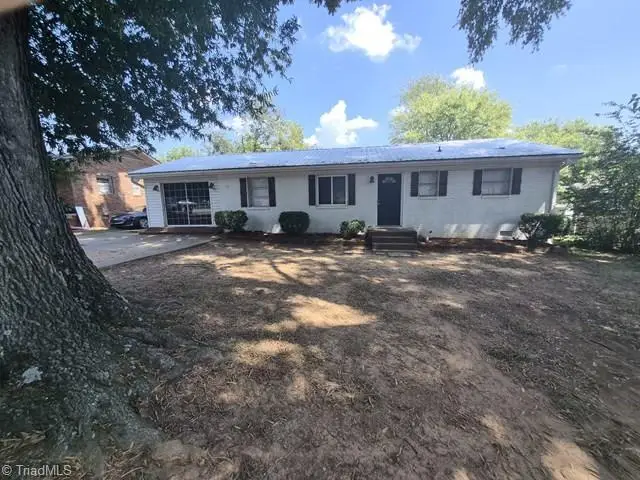 203 Pennington Avenue, Lexington, NC 27292 - #1