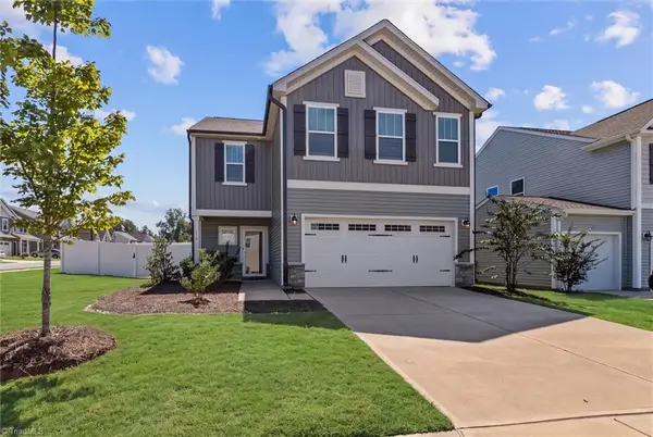 146 Centerpiece Drive, High Point, NC 27265