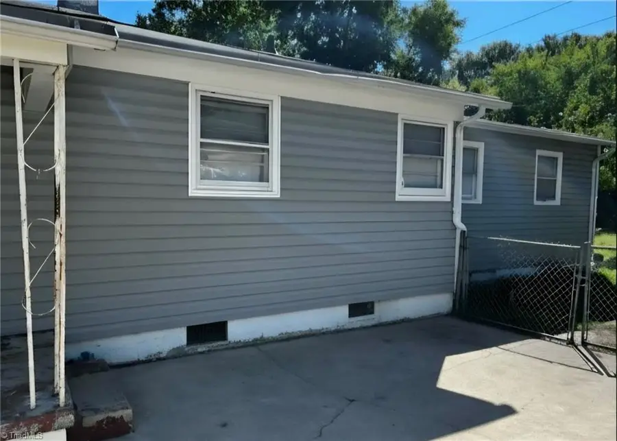 1612 Brockett Avenue, High Point, NC 27260 - #3