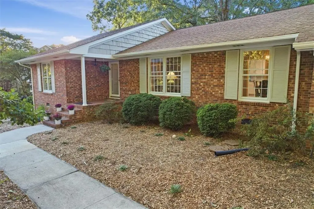 102 Cottonwood Drive, Jamestown, NC 27282 - #1