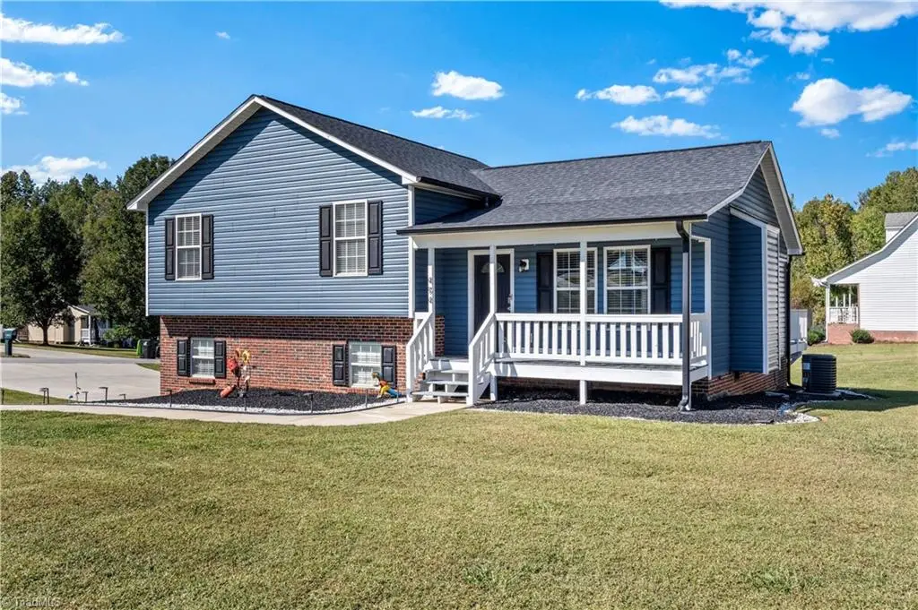 494 Sunset Ridge Lane, Lexington, NC 27295 - #1