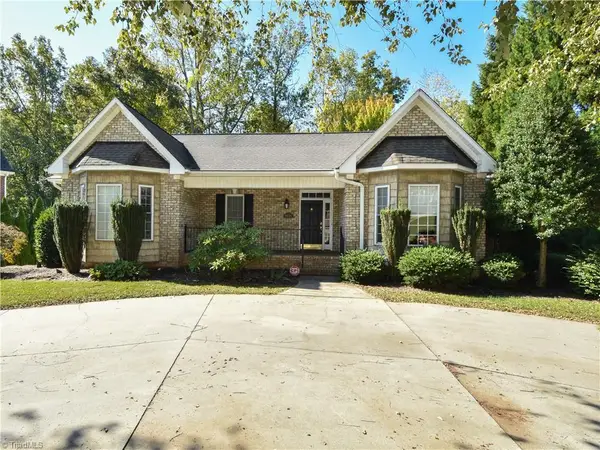 4634 Pebble Lake Drive, Pfafftown, NC 27040