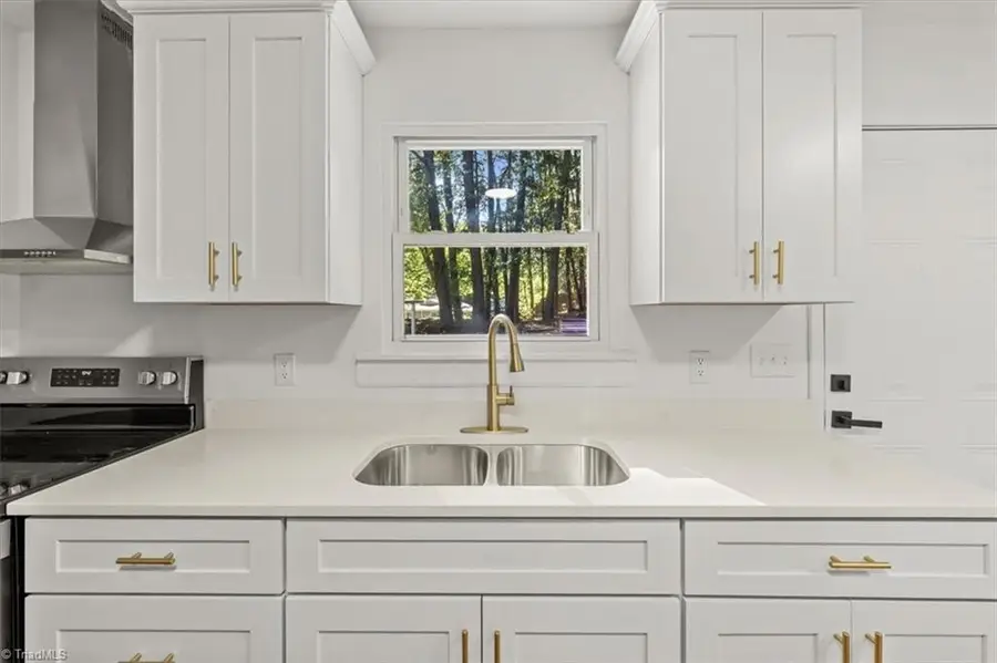 610 Chandler Street, Winston Salem, NC 27101 - #2