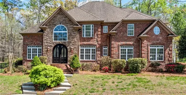 1391 Somerset Cove Drive, Winston-Salem, NC 27103