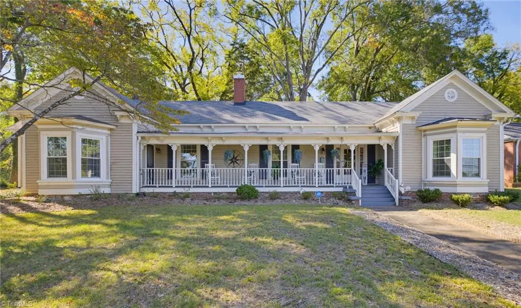 403 S 2nd Avenue, Mayodan, NC 27027 - #1