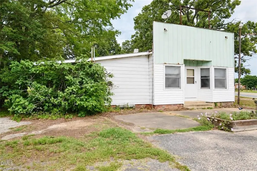 8671 Nc Highway 49, Snow Camp, NC 27349 - #2