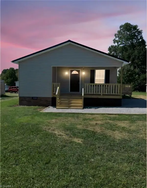 211 Foy Avenue, Lexington, NC 27292 - #1