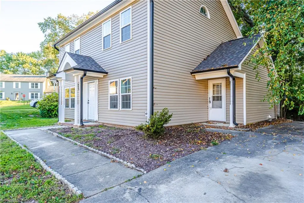 3 Ivyglen Court, Greensboro, NC 27406 - #1