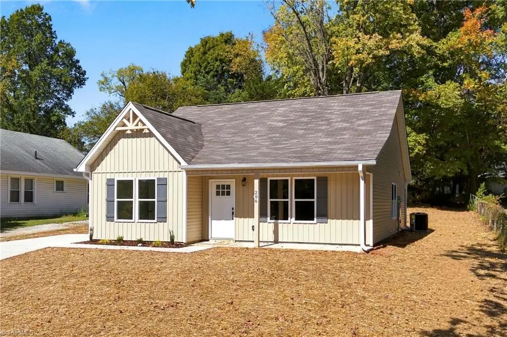 206 Ridgecrest Street, Thomasville, NC 27360 - #1