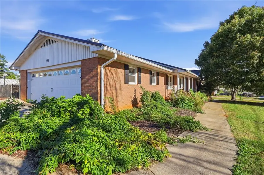 186 Tyro Heights Road, Lexington, NC 27295 - #2