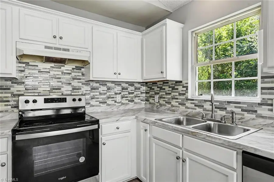 933 Londonderry Drive, High Point, NC 27265 - #3