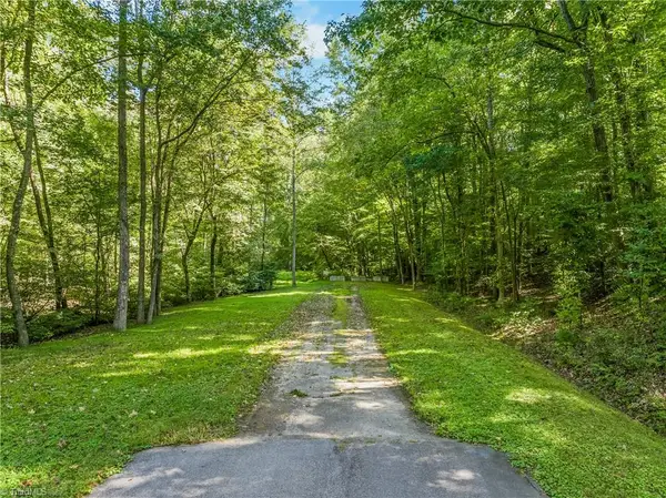 4618 & 1621 Woodymede Drive, High Point, NC 27262