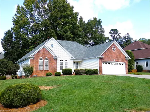 4480 Asbury Place Drive, Clemmons, NC 27012