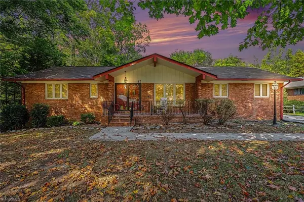 12 Lodge Drive, Thomasville, NC 27360