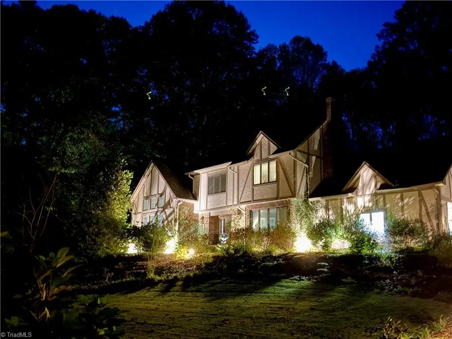 206 Ivy Lane, Wilkesboro, NC 28697 - #2