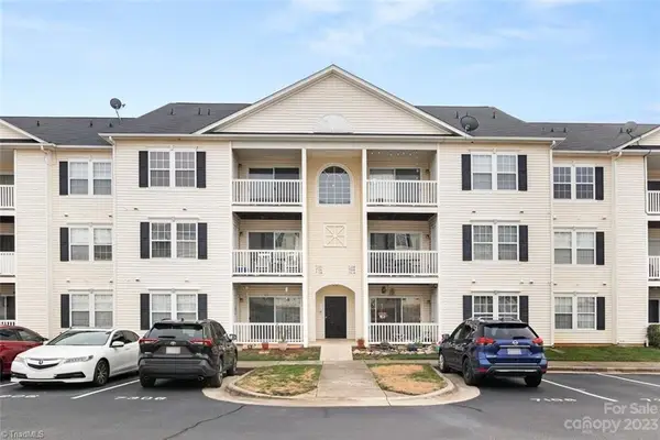 7208 Mcconnell Drive, Kernersville, NC 27284