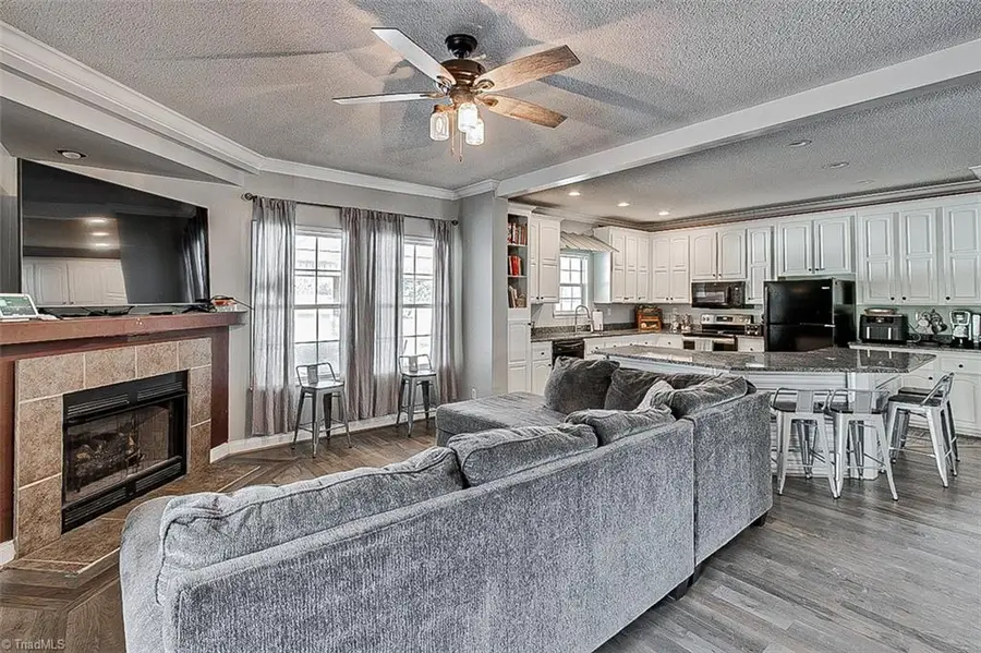 4561 Shelton Country Road, Liberty, NC 27298 - #2