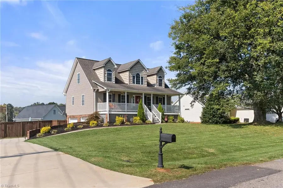 274 Charleston Ridge Drive, Mocksville, NC 27028 - #2