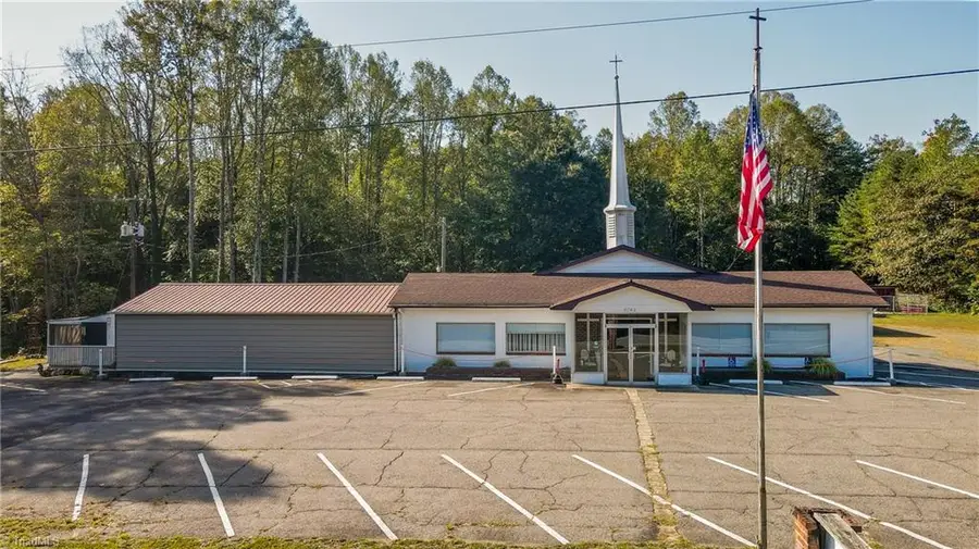 8782 Nc Highway 14, Eden, NC 27288 - #3