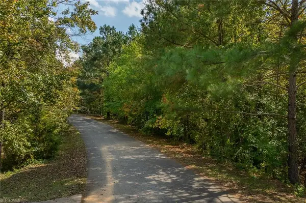 200 Plantation Drive, Lexington, NC 27292