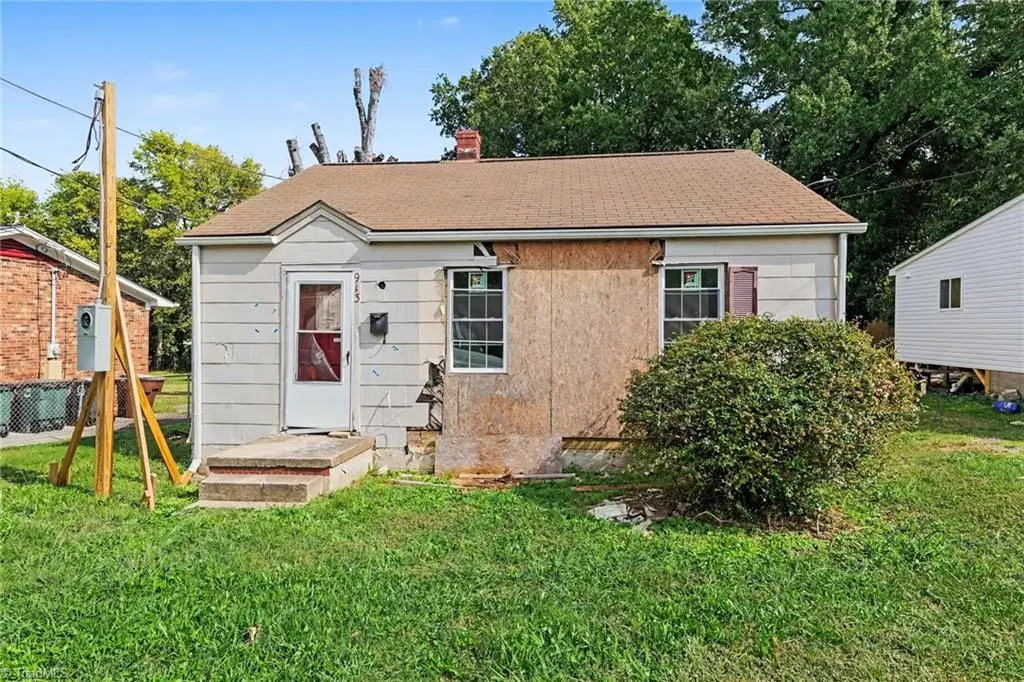 913 S English Street, Greensboro, NC 27401 - #1