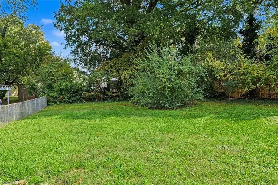 913 S English Street, Greensboro, NC 27401 - #2