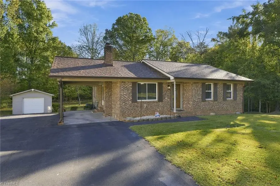 8904 Ridge Forest Lane, Oak Ridge, NC 27310 - #2