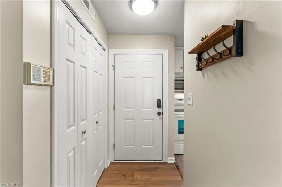 892 S Ridge Court, Winston Salem, NC 27107 - #3