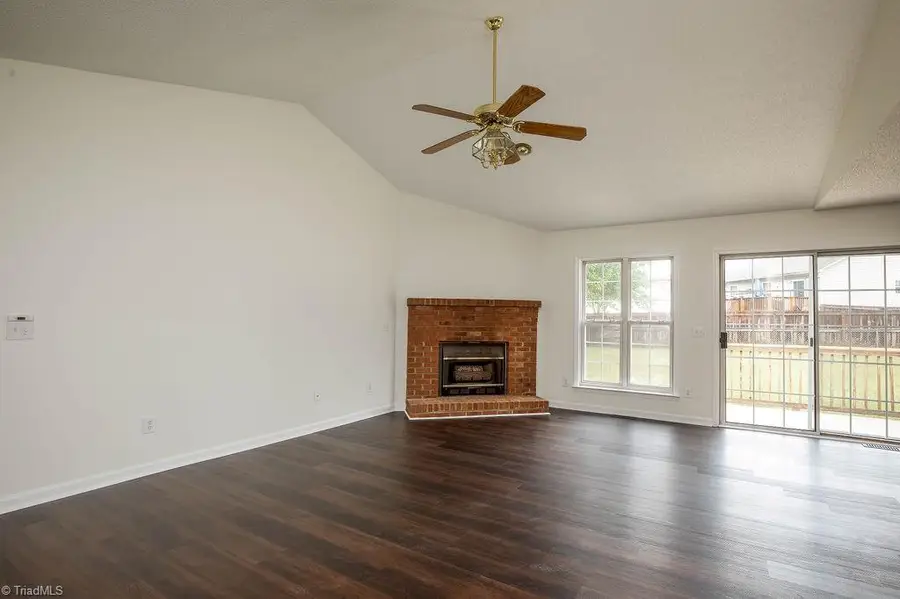 122 Rickard Road, Thomasville, NC 27360 - #2