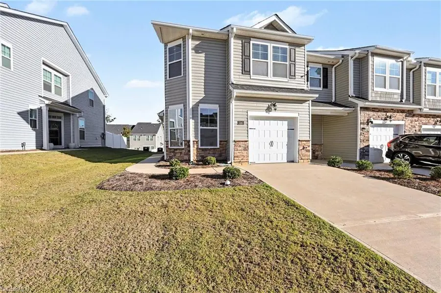 1245 Evelynnview Lane, Kernersville, NC 27284 - #2