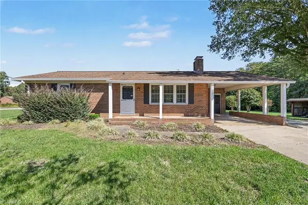 7021 Old Valley School Road, Kernersville, NC 27284