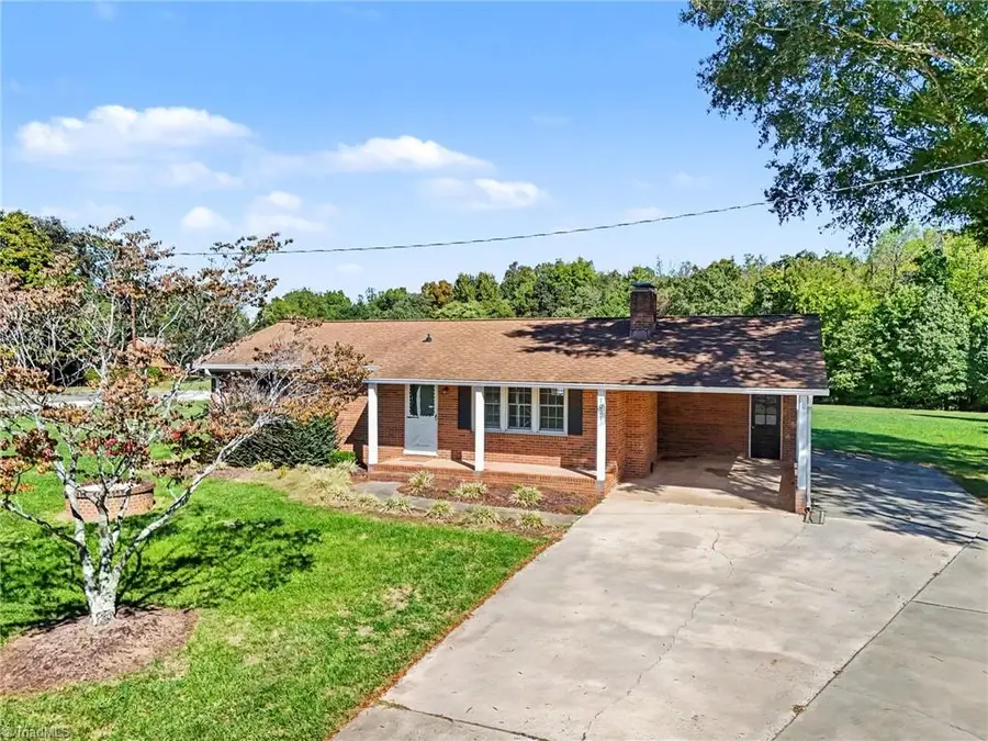 7021 Old Valley School Road, Kernersville, NC 27284 - #2