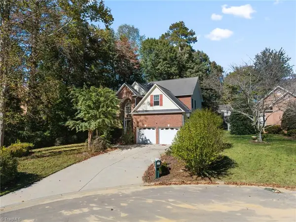 3915 Chadwyck Court, Winston-Salem, NC 27106