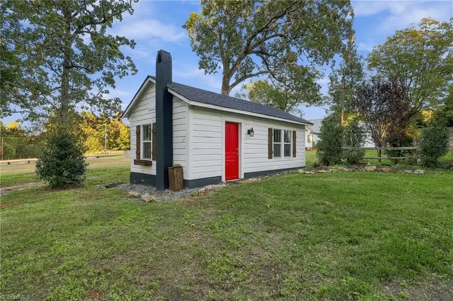 280 Hasty School Road, Thomasville, NC 27360 - #3