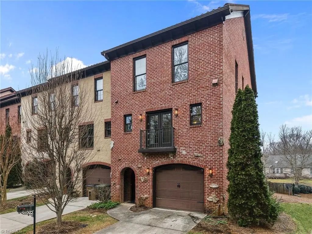 812 Pisgah Church Road #G, Greensboro, NC 27455 - #1