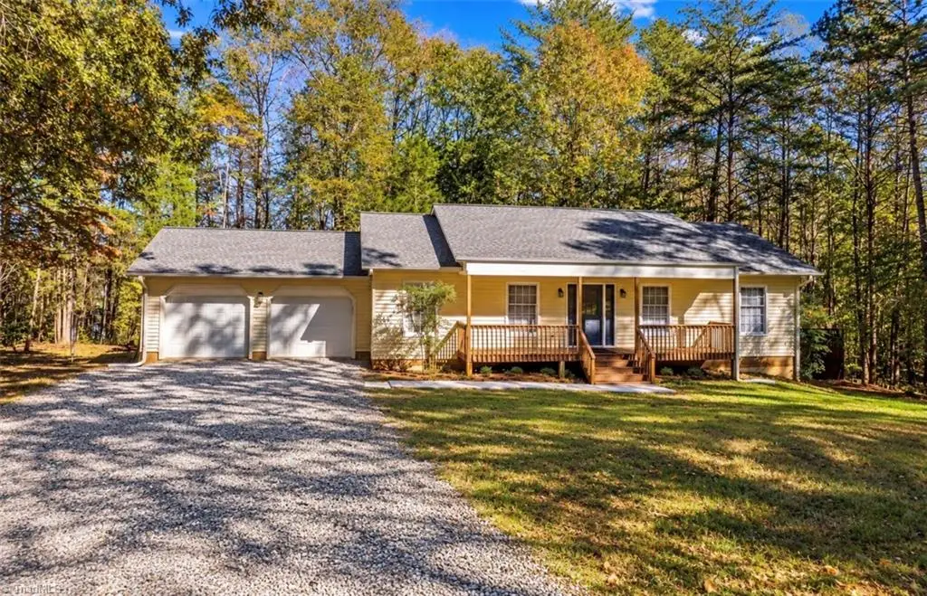 3821 View Lane, Yadkinville, NC 27055 - #1