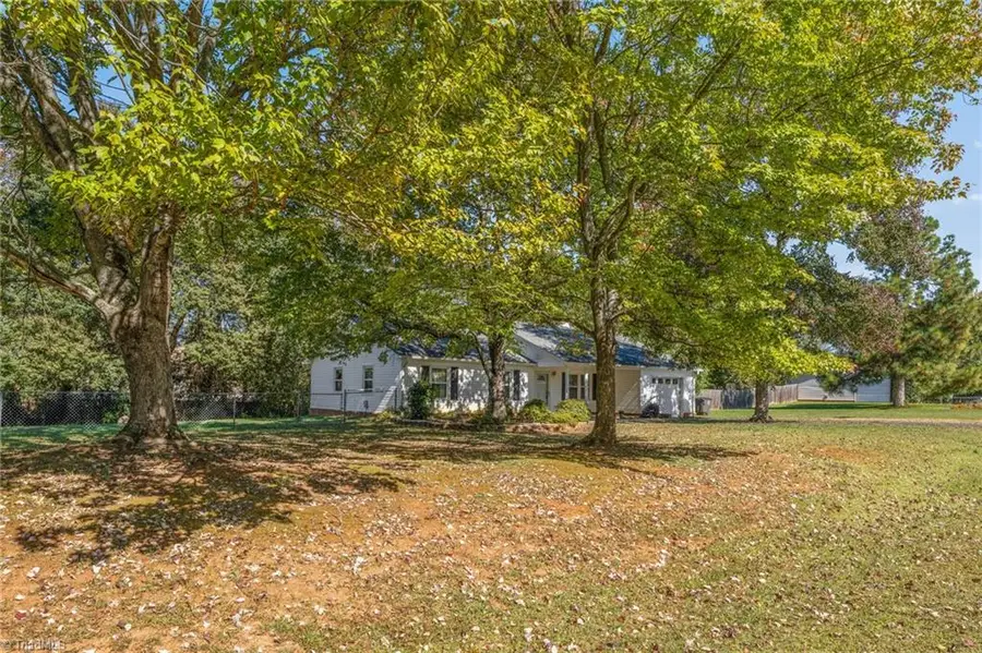 2225 Blue Stone Lane, Winston Salem, NC 27107 - #2