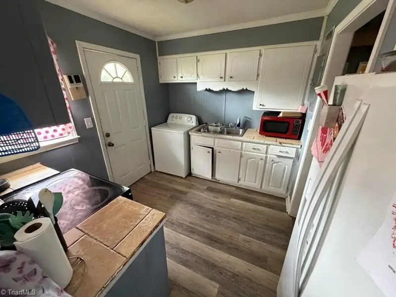 206 Lamberth Street, Reidsville, NC 27320 - #3