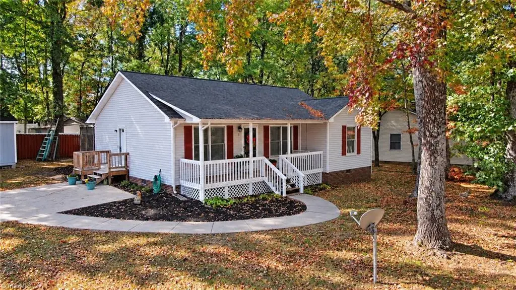 3 Teenia Street, Thomasville, NC 27360 - #1