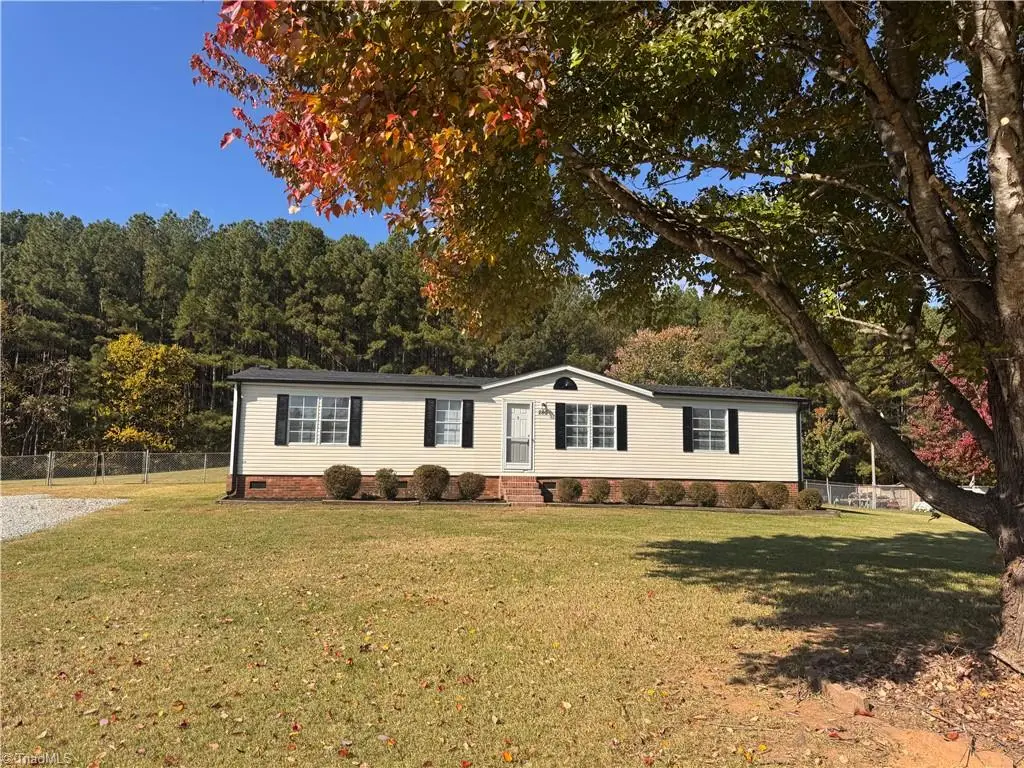 280 John T Farabee Lane, Lexington, NC 27295 - #1