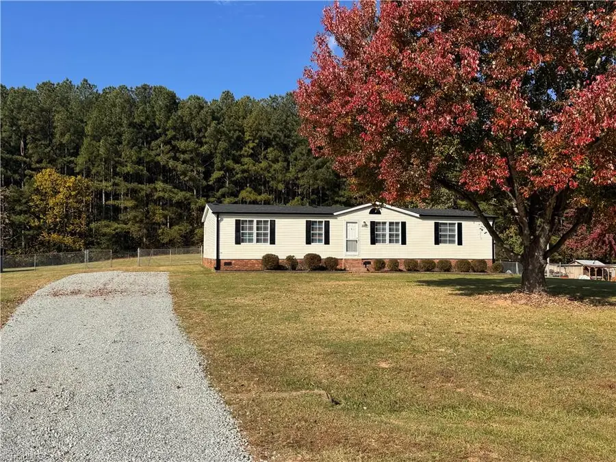 280 John T Farabee Lane, Lexington, NC 27295 - #3