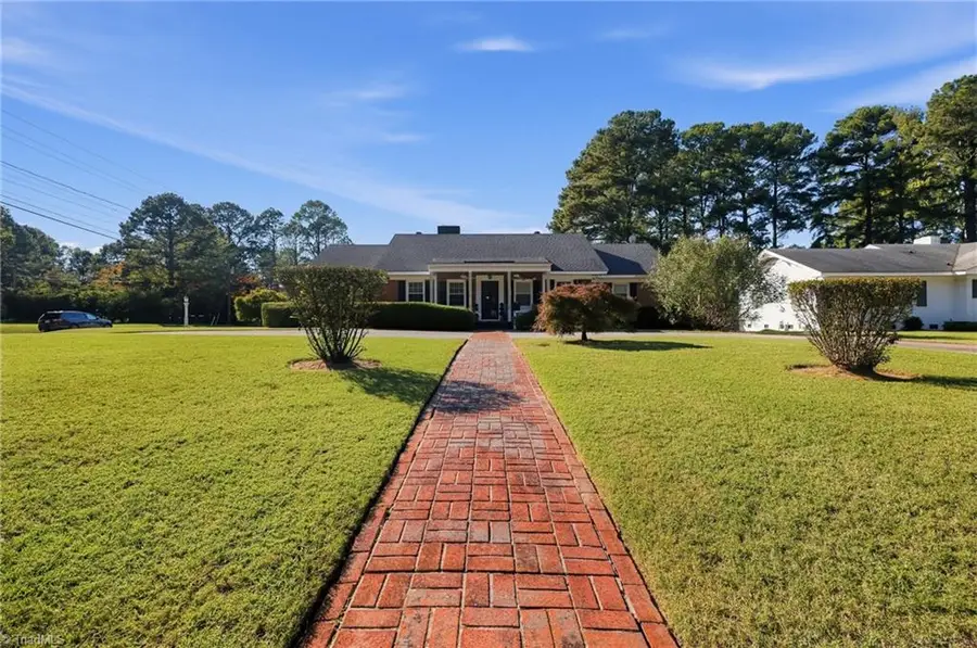 301 Brentwood Drive N, Wilson, NC 27893 - #2