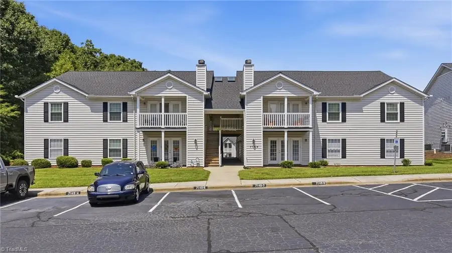 7149 W Friendly Avenue #D, Greensboro, NC 27410 - #2