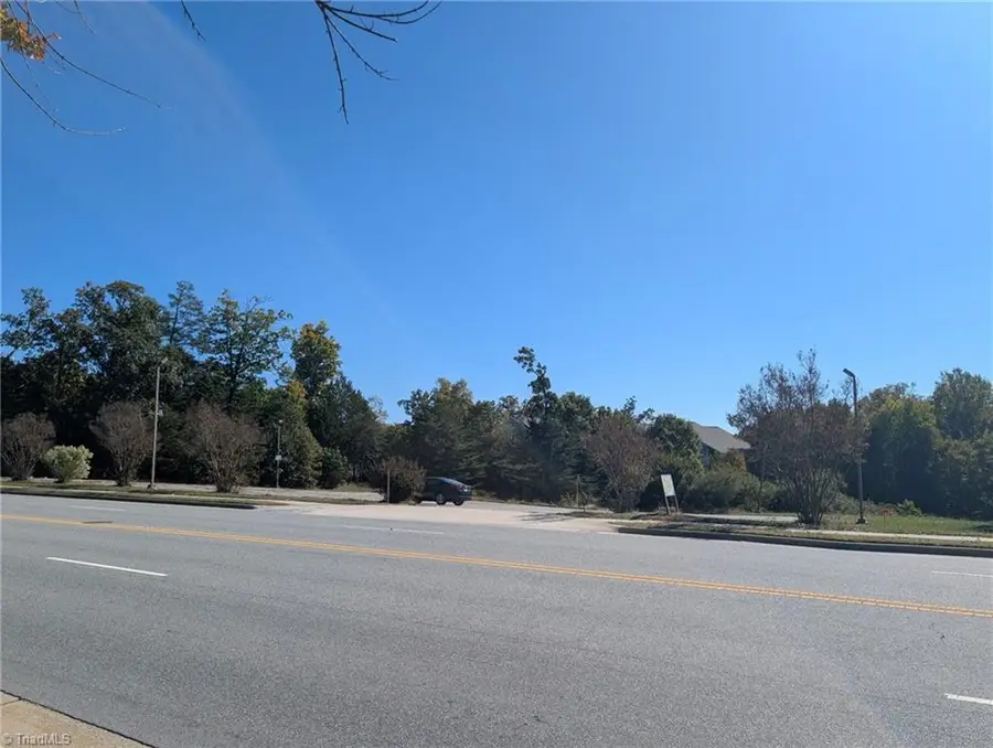3900 Samet Drive, High Point, NC 27265 - #2