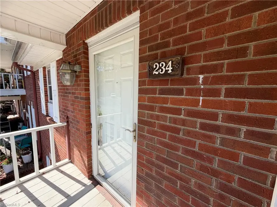 234 Olde Vineyard Court, Winston Salem, NC 27104 - #3
