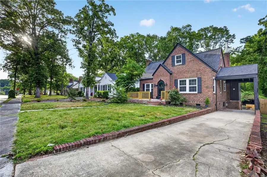 405 Spring Street, Thomasville, NC 27360 - #3