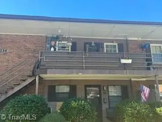 334 S Cherry Street #B, Kernersville, NC 27284