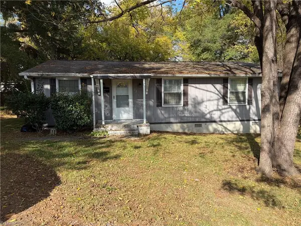 2213 Pear Street, Greensboro, NC 27401